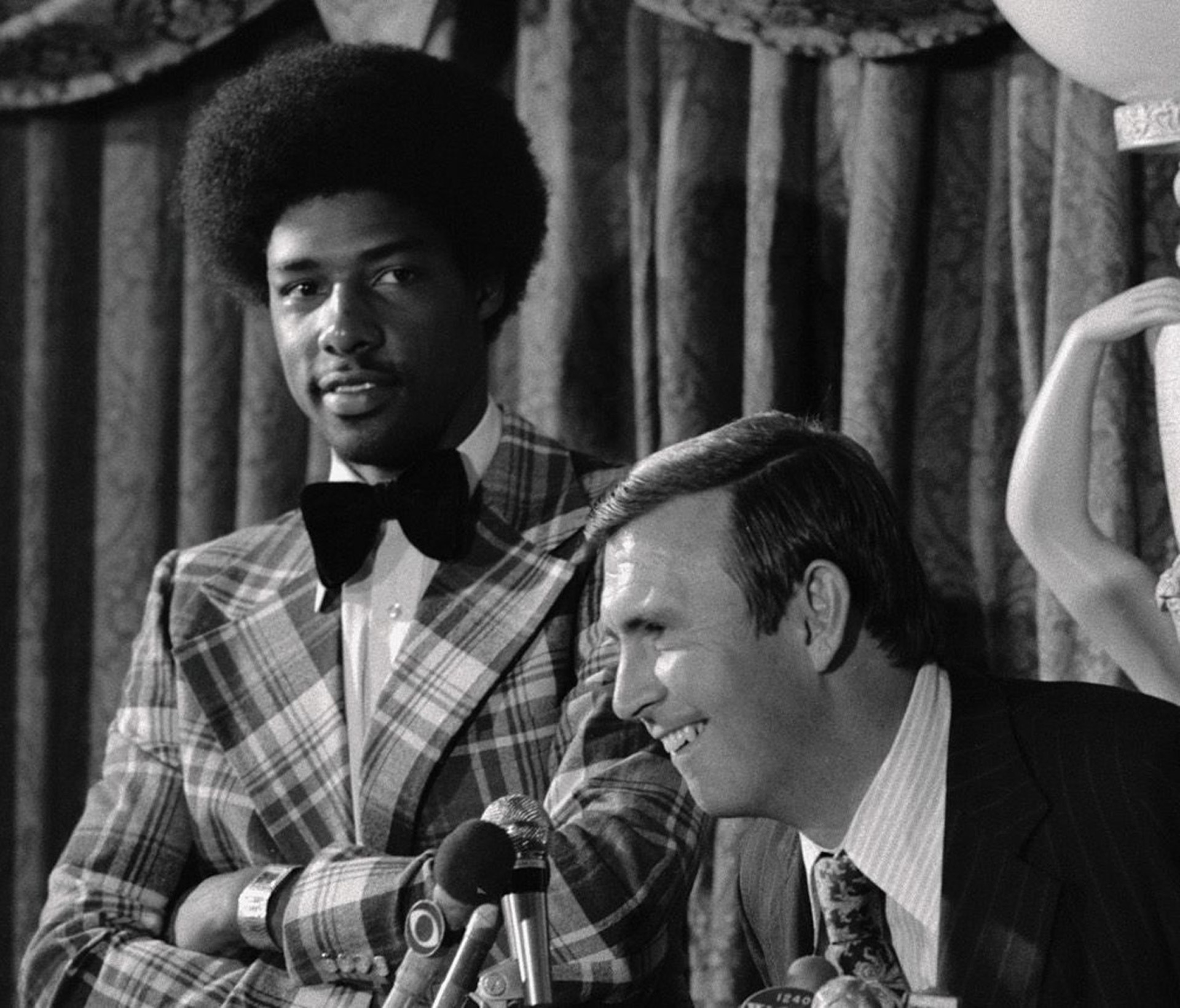 1974 New York Nets ABA Championship Ring Presented to Team Owner Roy Boe